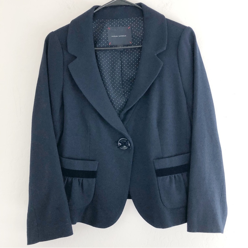 Banana Republic Wool Blazer in Navy size 10